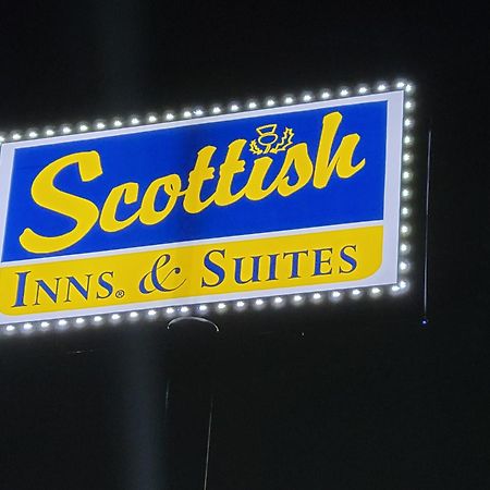 Scottish Inn & Suites Hankamer Eksteriør billede