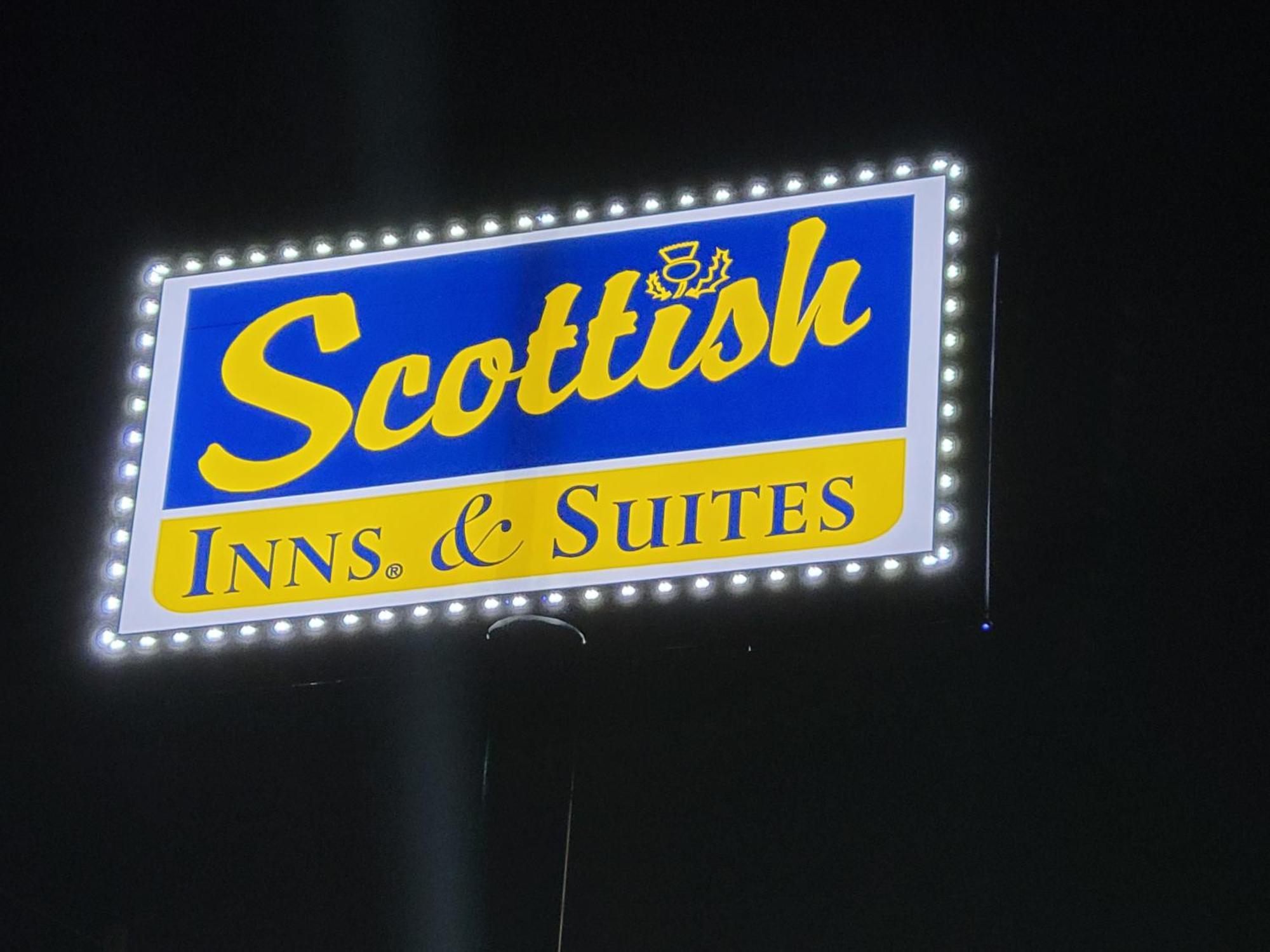 Scottish Inn & Suites Hankamer Eksteriør billede